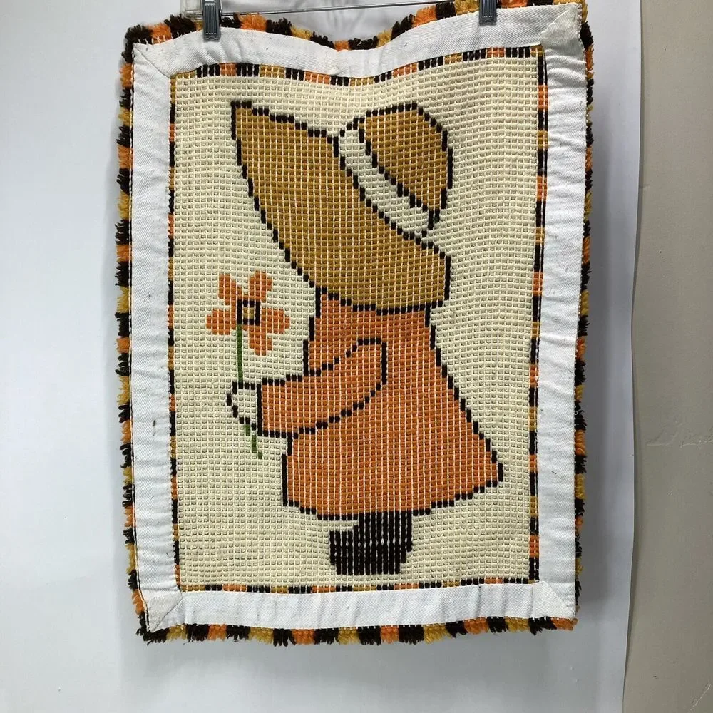 Vtg 1970's  Flower Girl Holly Hobbie‎ Rug 19.5 x 26.5 MCM Decor Orange Brown